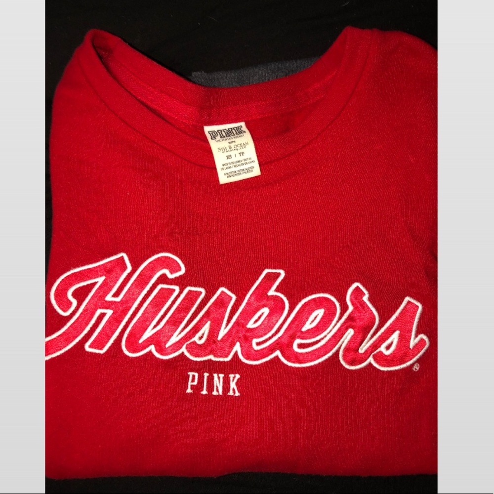 PINK Huskers sweatshirt